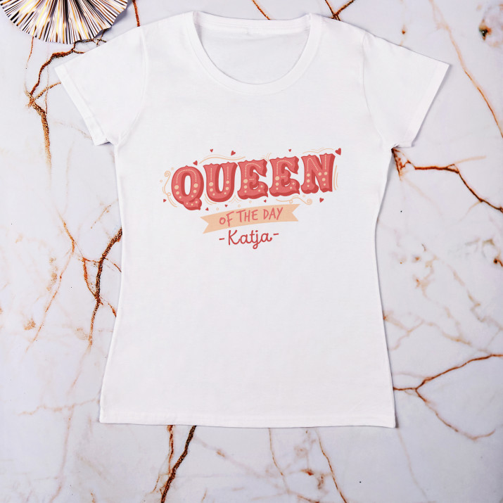 Queen of the day - T-Shirt mit Aufdruck für Damen